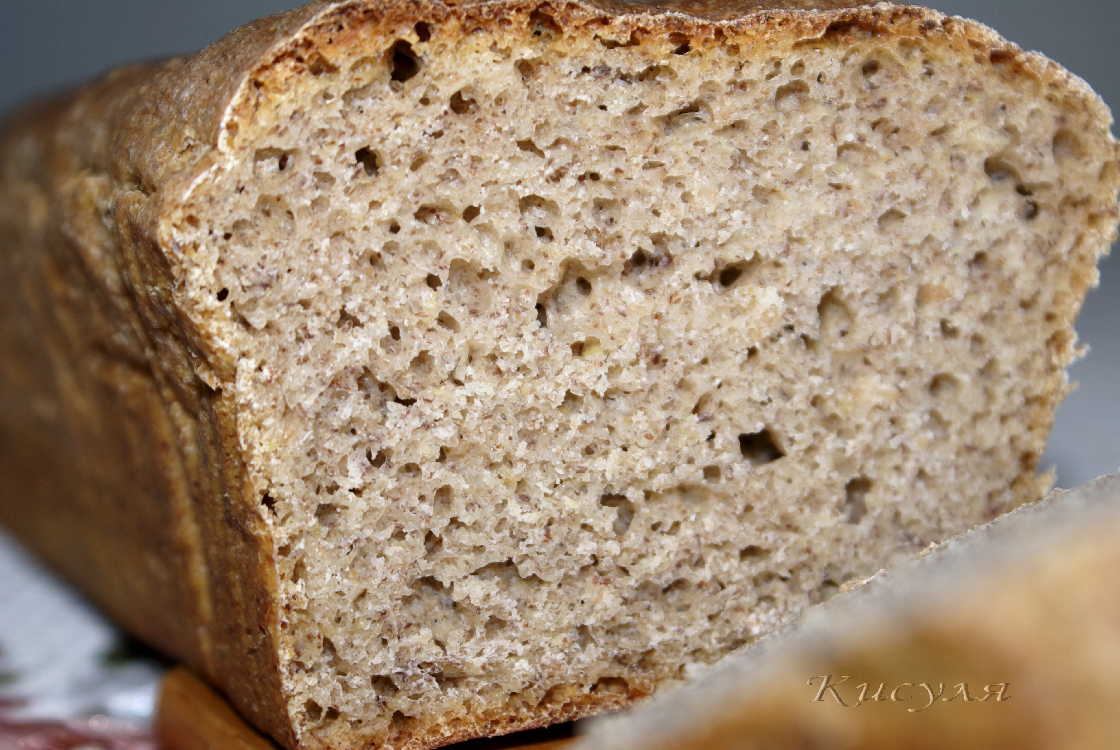 Рецепты хлебопечки с отрубями. Овсяный хлеб. Цельнозерновой хлеб домашний. Цельнозерновой хлеб на закваске. Геркулесовый хлеб.